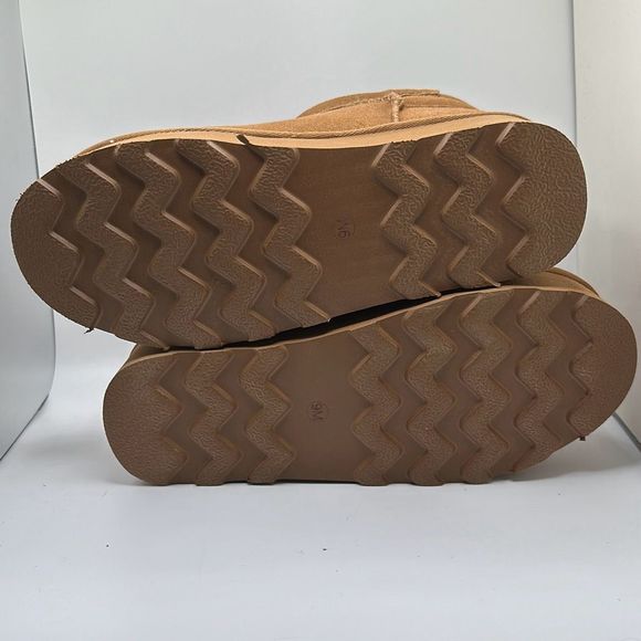 CUSHIONAIRE Women's Genuine Suede pull on platform boot +Memory Foam 9 CHESTNUT - Picture 5 of 7